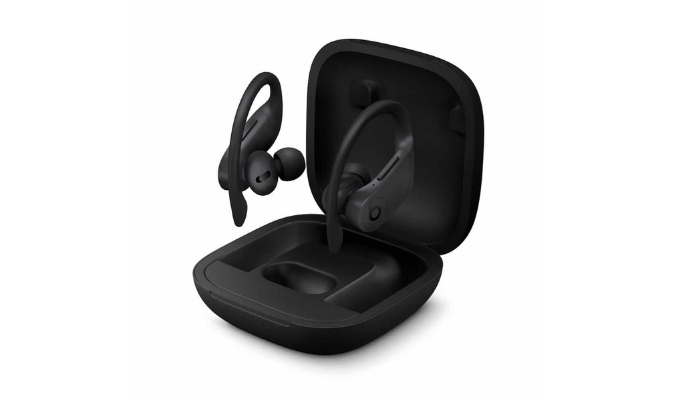 Beats Powerbeats Pro Charging Case is about three to four times larger than the case of the standard AirPods. While not heavy, it’s also not very pocket portable. The case also doesn’t have wireless charging capabilities. 